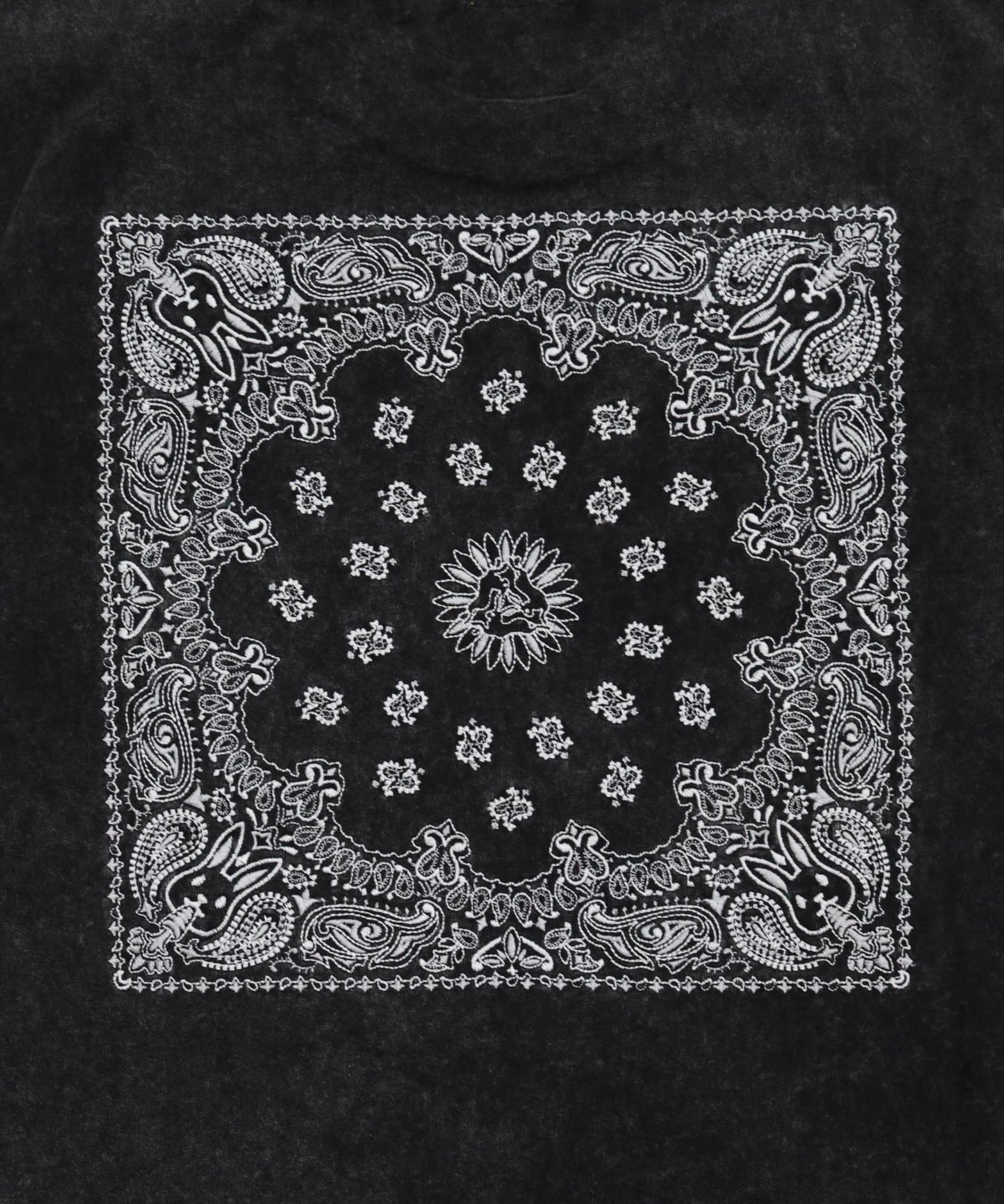 Acid Wash Embroidery Rabbit Paisley Pattern T-shirt