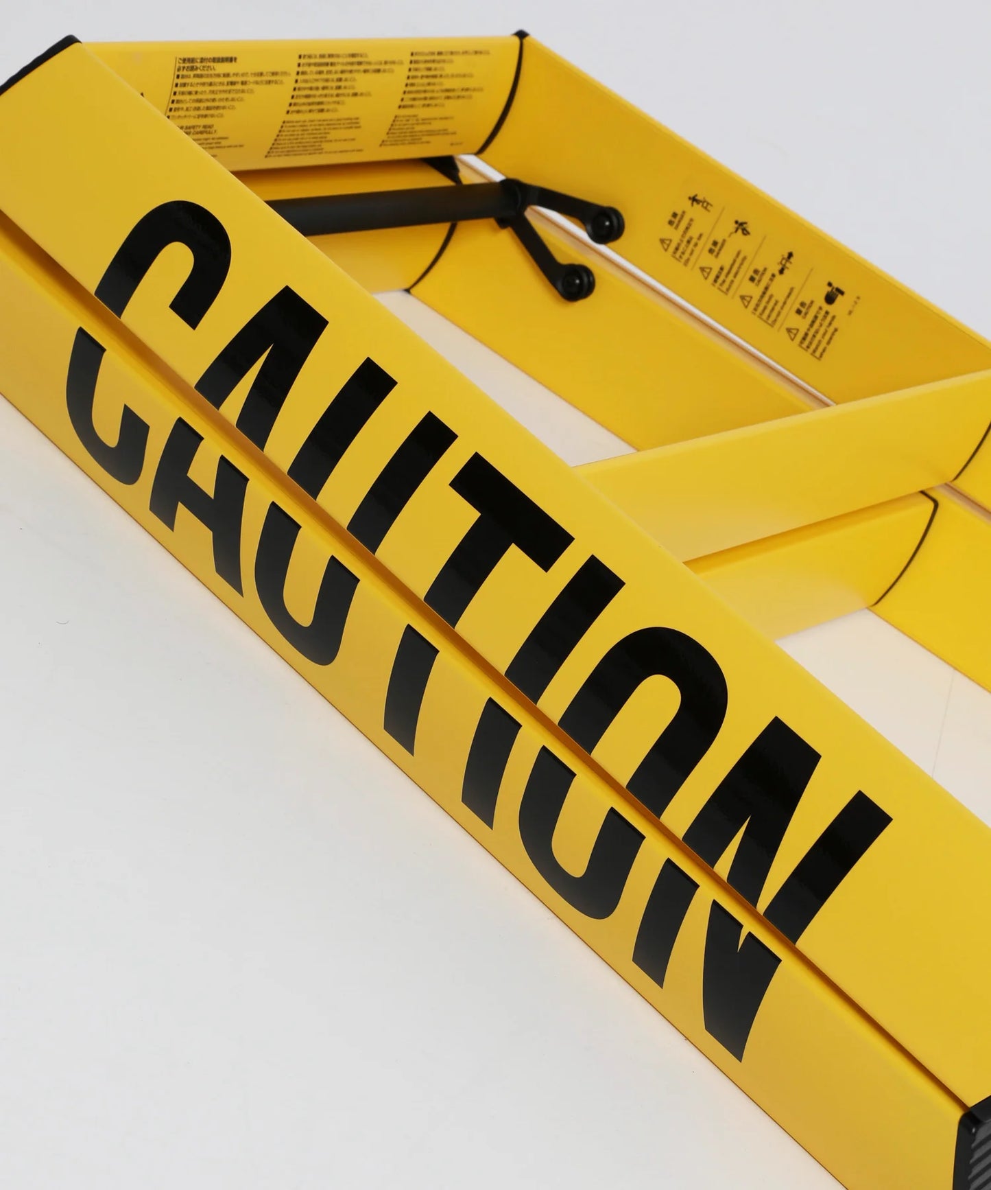 Hasegawa collaboration with #FR2 Stepladder