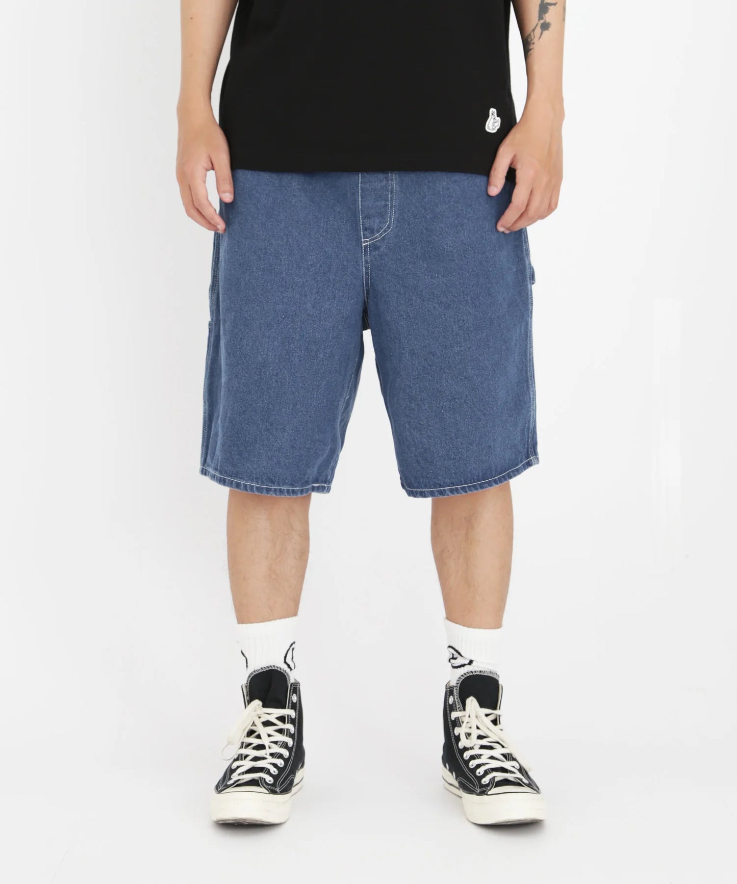Back Pocket Icon Out Denim Short Pants