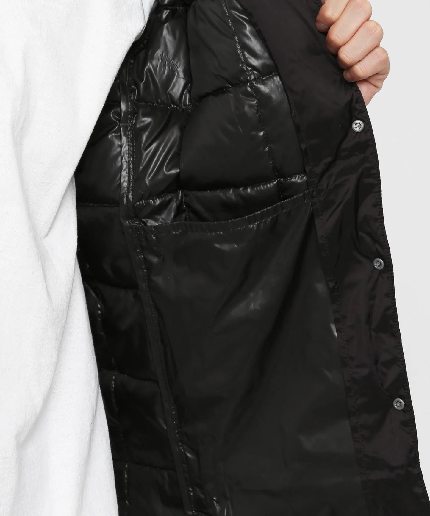 TAION Collaboration with #FR2 Crew Neck Button Down Jacket