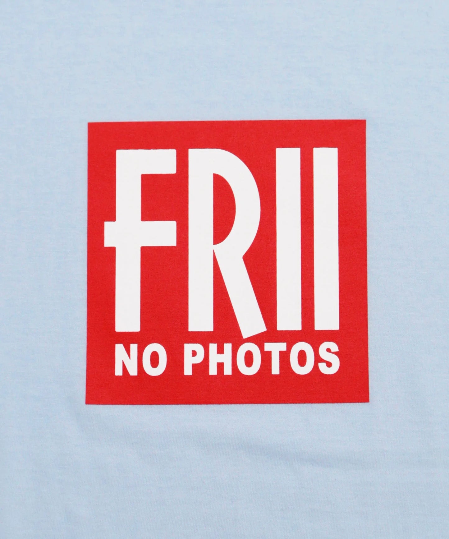 NO PHOTOS Box Logo T-shirt