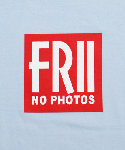 NO PHOTOS Box Logo T-shirt