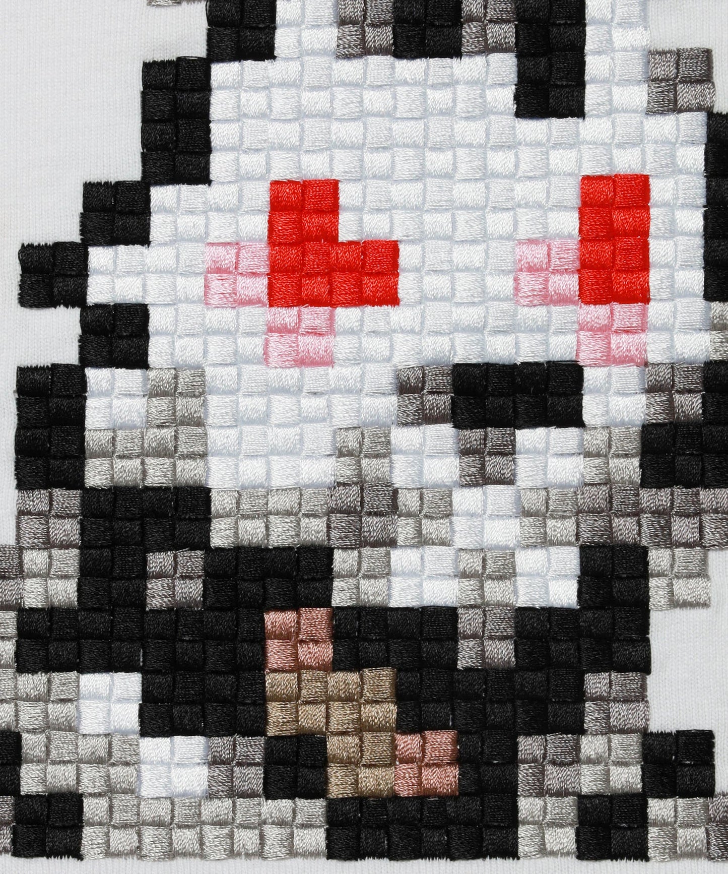 Embroidery Pixcel Art T-shirt