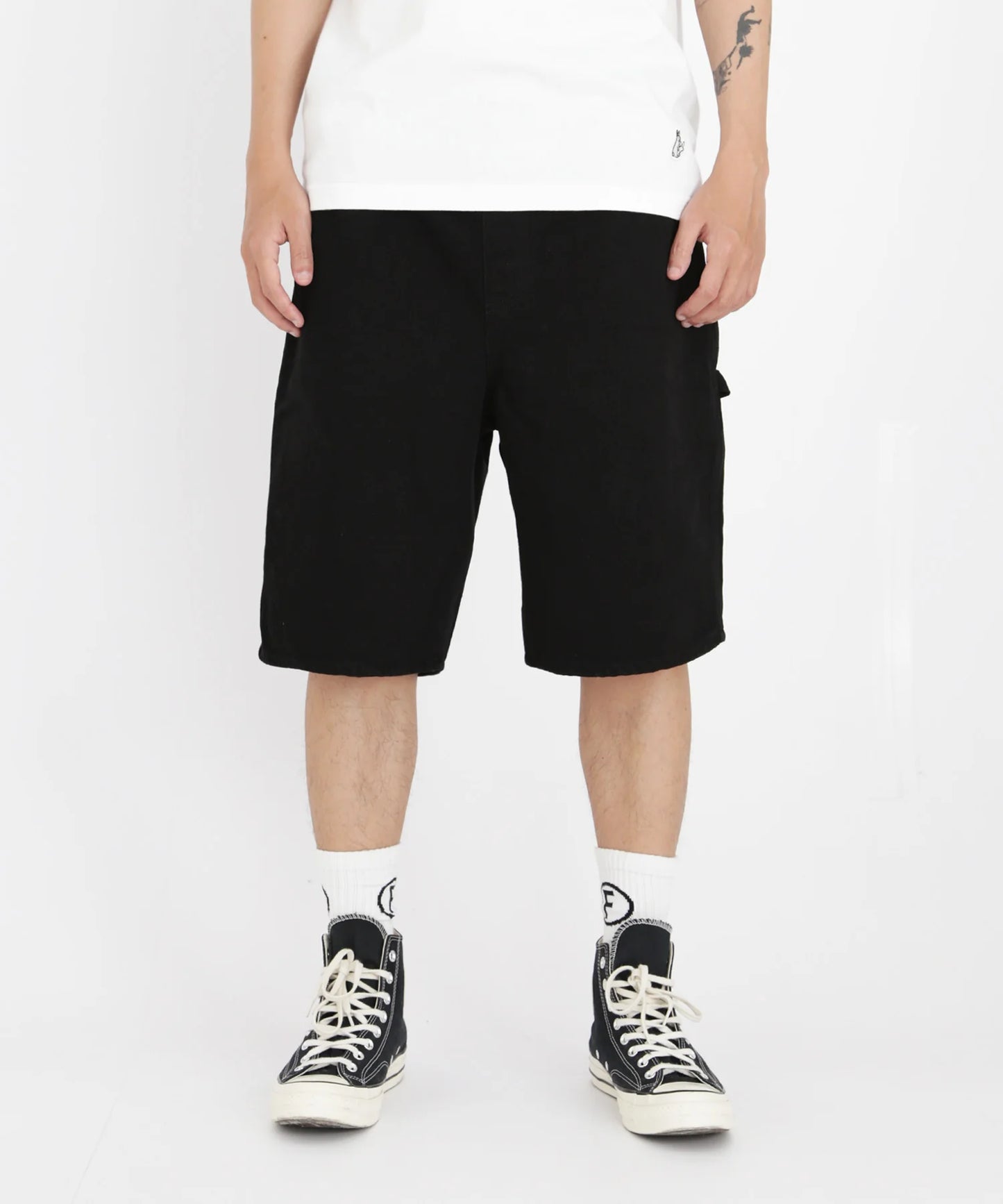 Back Pocket Icon Out Denim Short Pants