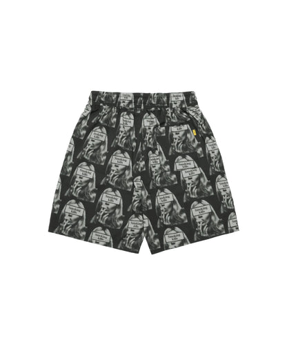 Smoking Girl Short Pants