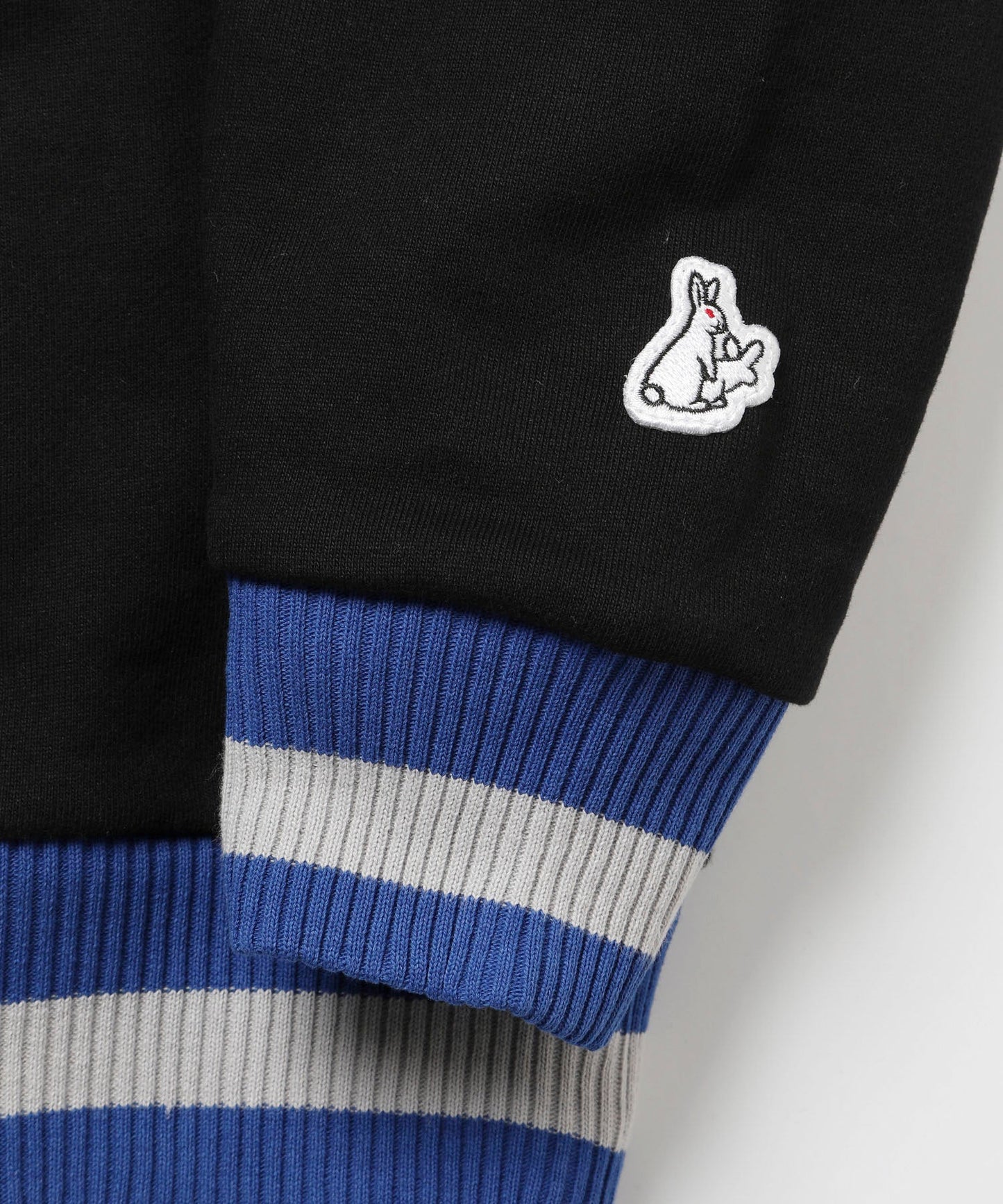 V-neck Line Rib Sweatshirt