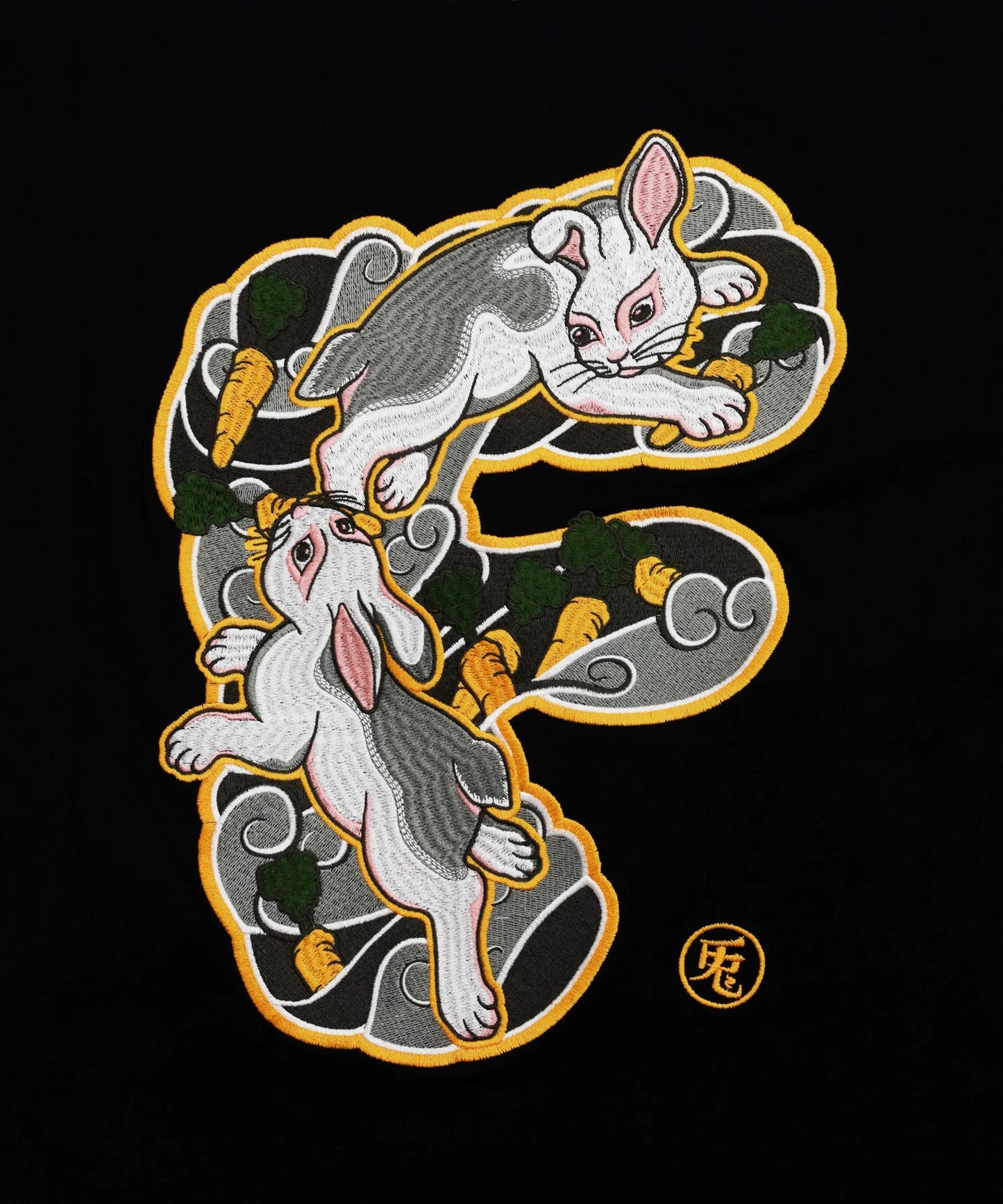 Embroidery F Mark T-shirt