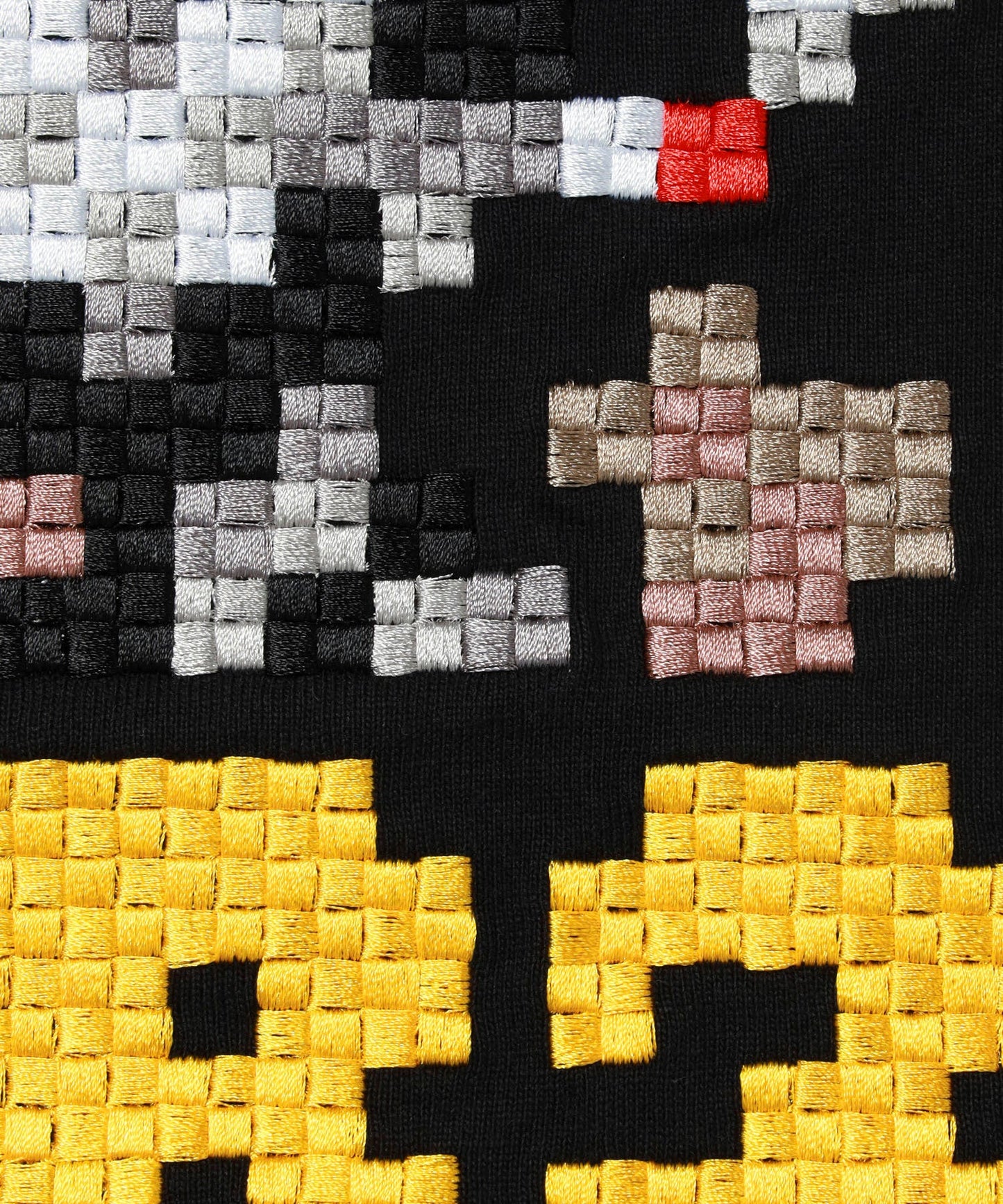 Embroidery Pixcel Art T-shirt