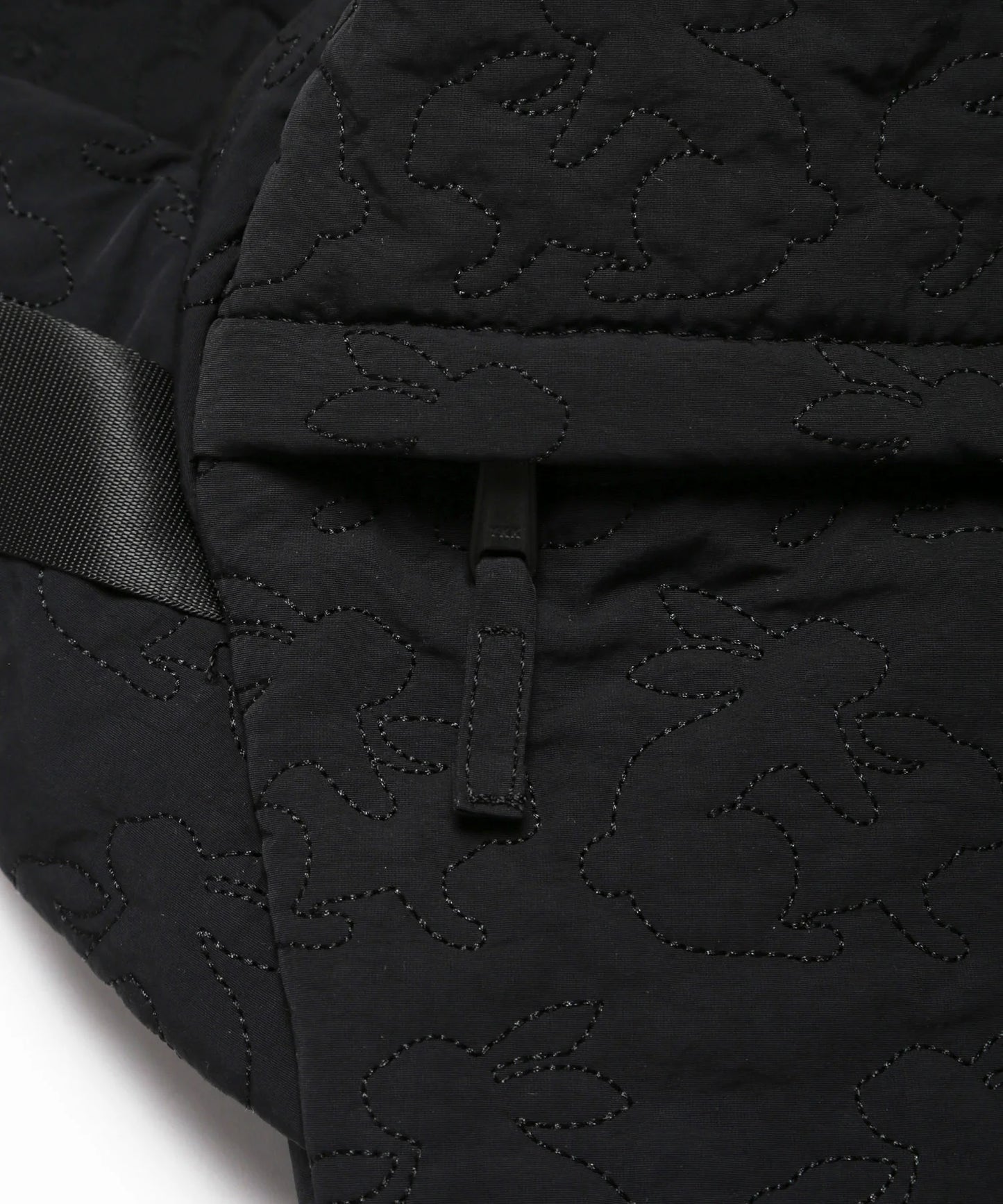 Rabbits Nylon Quilting Big Body Bag