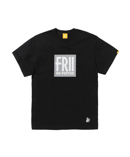 NO PHOTOS Box Logo T-shirt